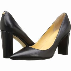 Ivanka Trump Women's Katie dress Pump Sz 8 1/2